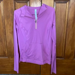 QUARTER ZIP WITH HOOD